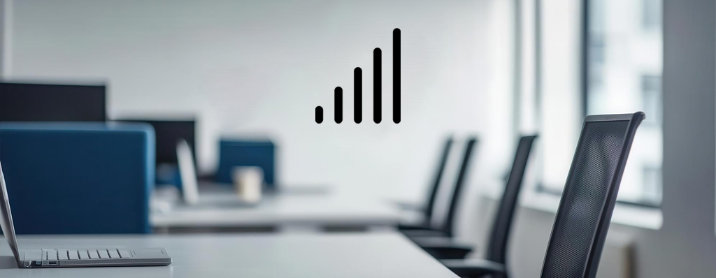 Oficina preparada con herramientas de cobertura móvil